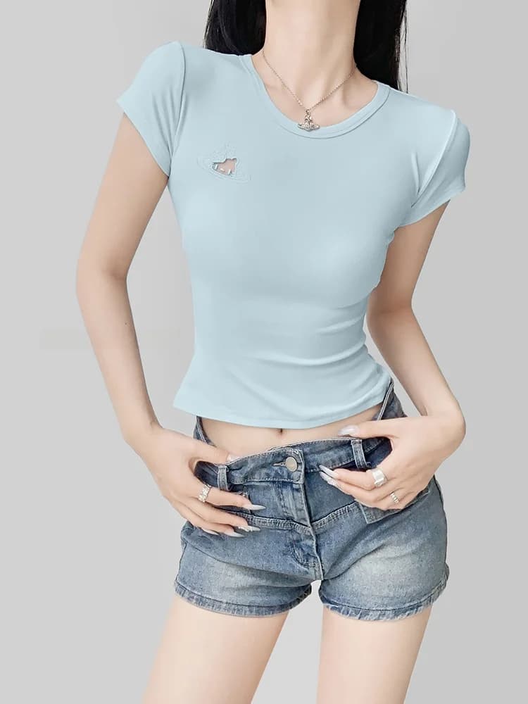 T-shirt estiva primaverile ricamata slim fit a maniche corte con design traforato e girocollo, top casual da donna alla moda