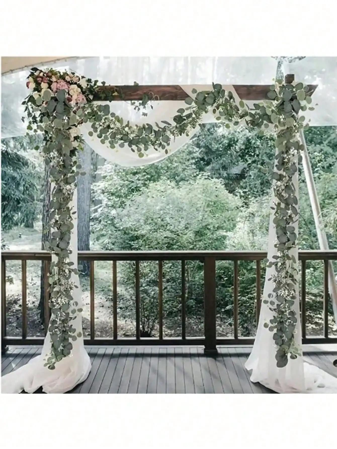 Lussureggiante Ghirlanda di Eucalipto Artificiale da 180 cm con Fiori Bianchi - Perfetta per Decorazioni Domestiche e Festive, da Appendere a Pareti, per Giardini e per Accenti Decorativi per Feste