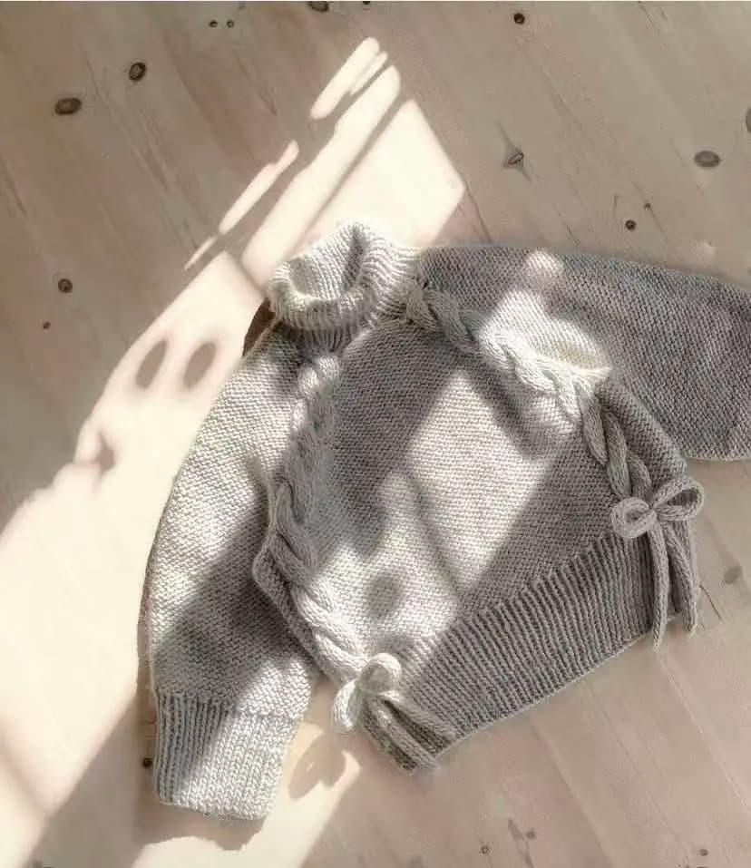 Autumn and Winter Fashion New Style Pattern Bow Craftsmanship Texture High Collar Design Long Sleeve Pure Wool Needle Knitted Ho