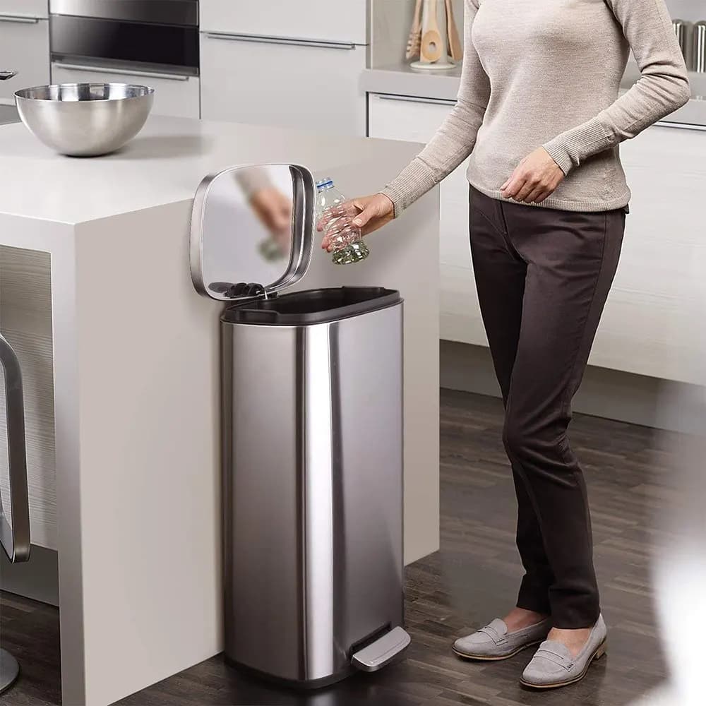 Kitchen waste basket Homfa Step 30 liters stainless steel with cushioned closure