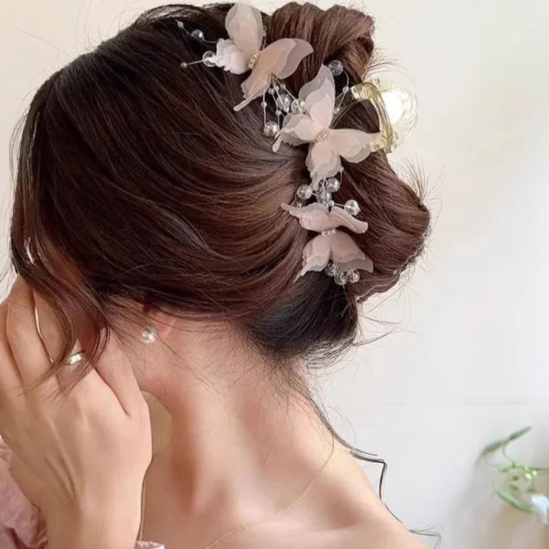 Elegante fermaglio per capelli a forma di farfalla con perle per donne e ragazze, grazioso ornamento per capelli, fermaglio a pinza, accessorio per capelli alla moda.