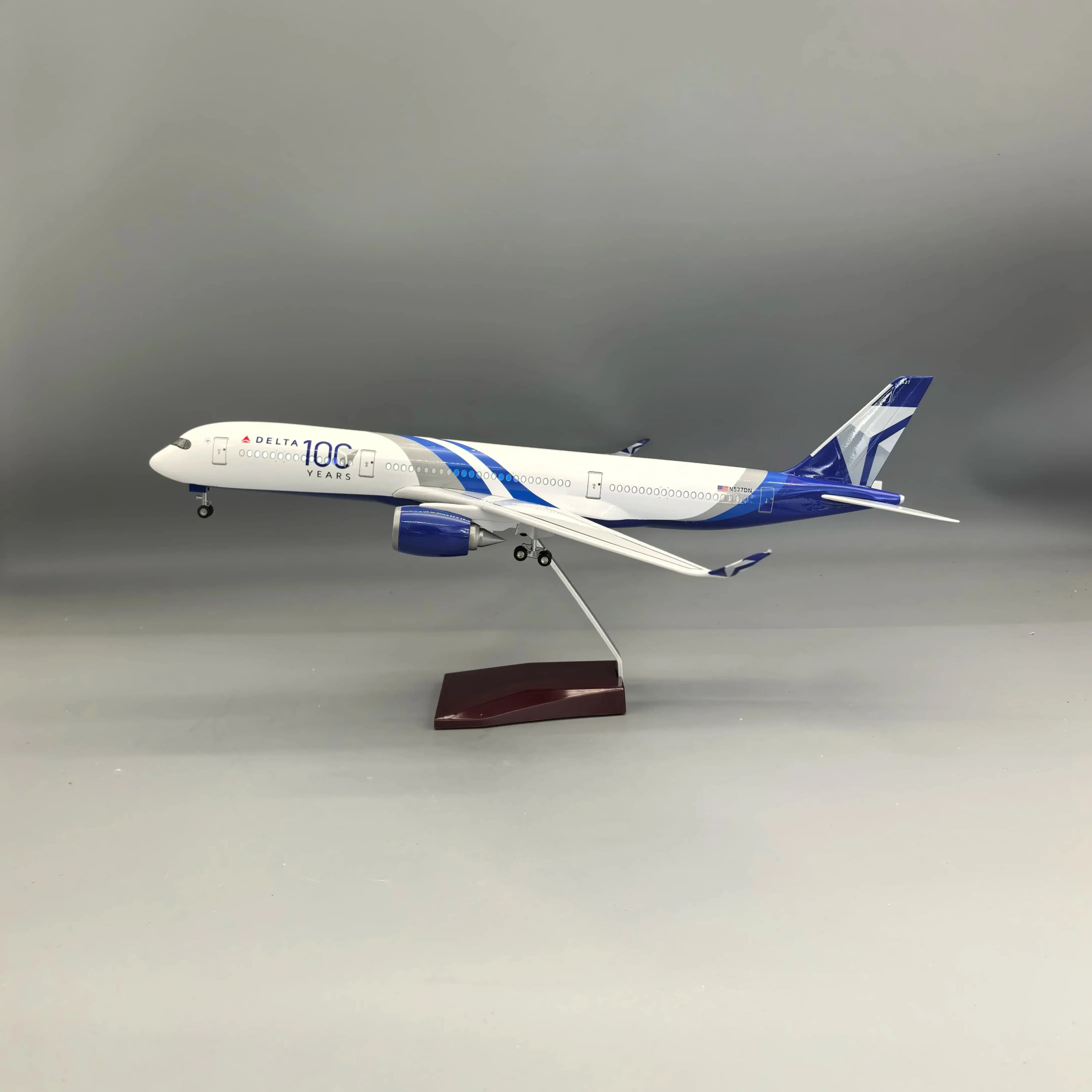1/142 aereo in scala Delta A350 Airways Giocattoli educativi per bambini Modello con ruote assemblate Materiale in resina Ornamento regalo