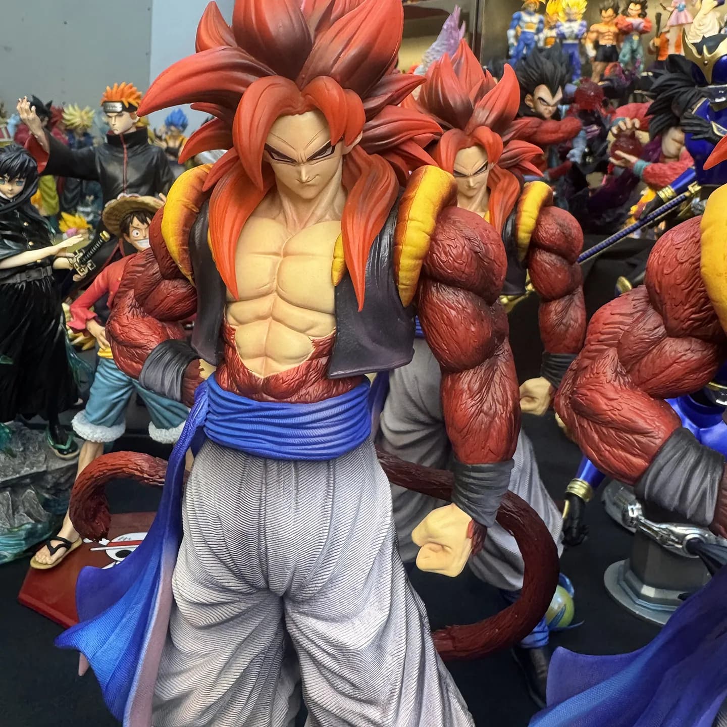 32 centimetri Dragon Ball Anime Gogeta Action Figures Ornamenti Cy Fabbrica Np Super Saiyan 4 Due Mani Braccio Anime Da Collezione Statua Giocattolo