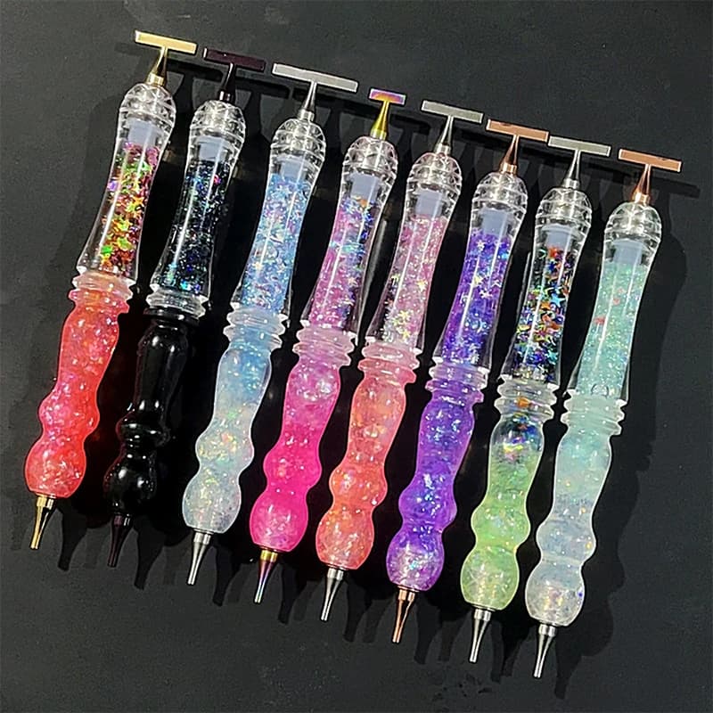 Penna per Diamond Painting con Effetto Sabbie Mobili Lucide, Strumento per Applicazione Diamanti a Punti, Accessorio con Punte a Vite in Metallo per Diamond Art
