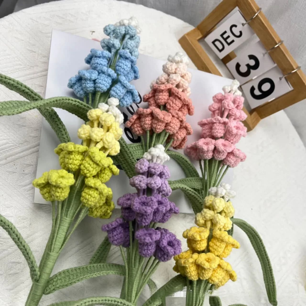 Uncinetto fatto a mano, filato all'uncinetto, prodotti floreali, giacinto d'uva, san valentino, natale, regalo di compleanno, decorazione per la casa