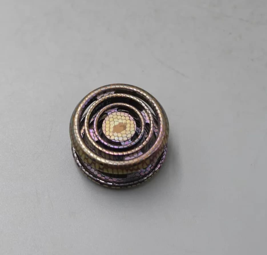 Giocattolo di decompressione fidget spinner con pulsante sc bobina per zanzare EDC usato