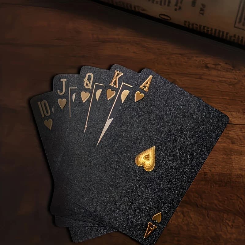 Carte da gioco impermeabili in lamina nera e dorata - Mazzo da poker in plastica resistente per giochi da tavolo
