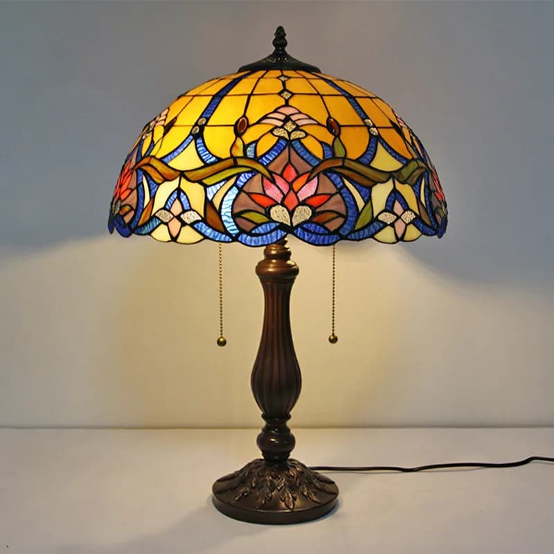 Lampade da tavolo in vetro pavone Tiffany comodino camera da letto in stile europeo pastorale Hotel hall luci soggiorno sala da pranzo