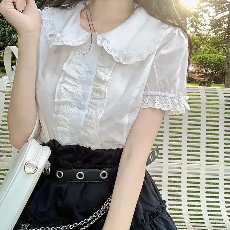 Deeptown Camicette Lolita Kawaii Camicette bianche da donna Top in pizzo carino Camicie con volant Manica a sbuffo vintage Stile preppy giapponese Top dolci