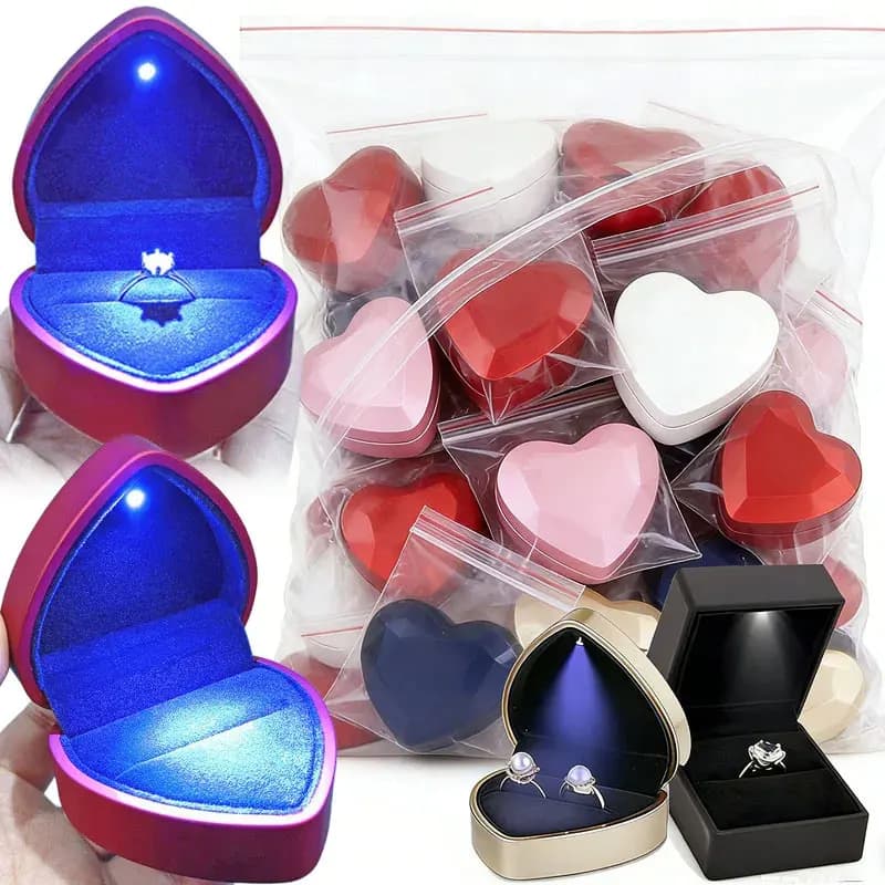 1 Pcs LED Jewelry Ring Box Luxury Velvet Rubber Necklace Pendant Gifts Display With Light For Proposal Engagement Wedding Case