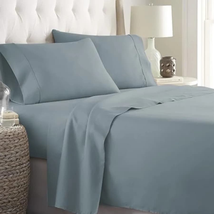Queen Size Bed Sheet Set for Chi Soffre il Caldo, Premium Bed Sheet for Hotel with 4 Faithful, Microfiber Light Brushed with Pockets Profonde B