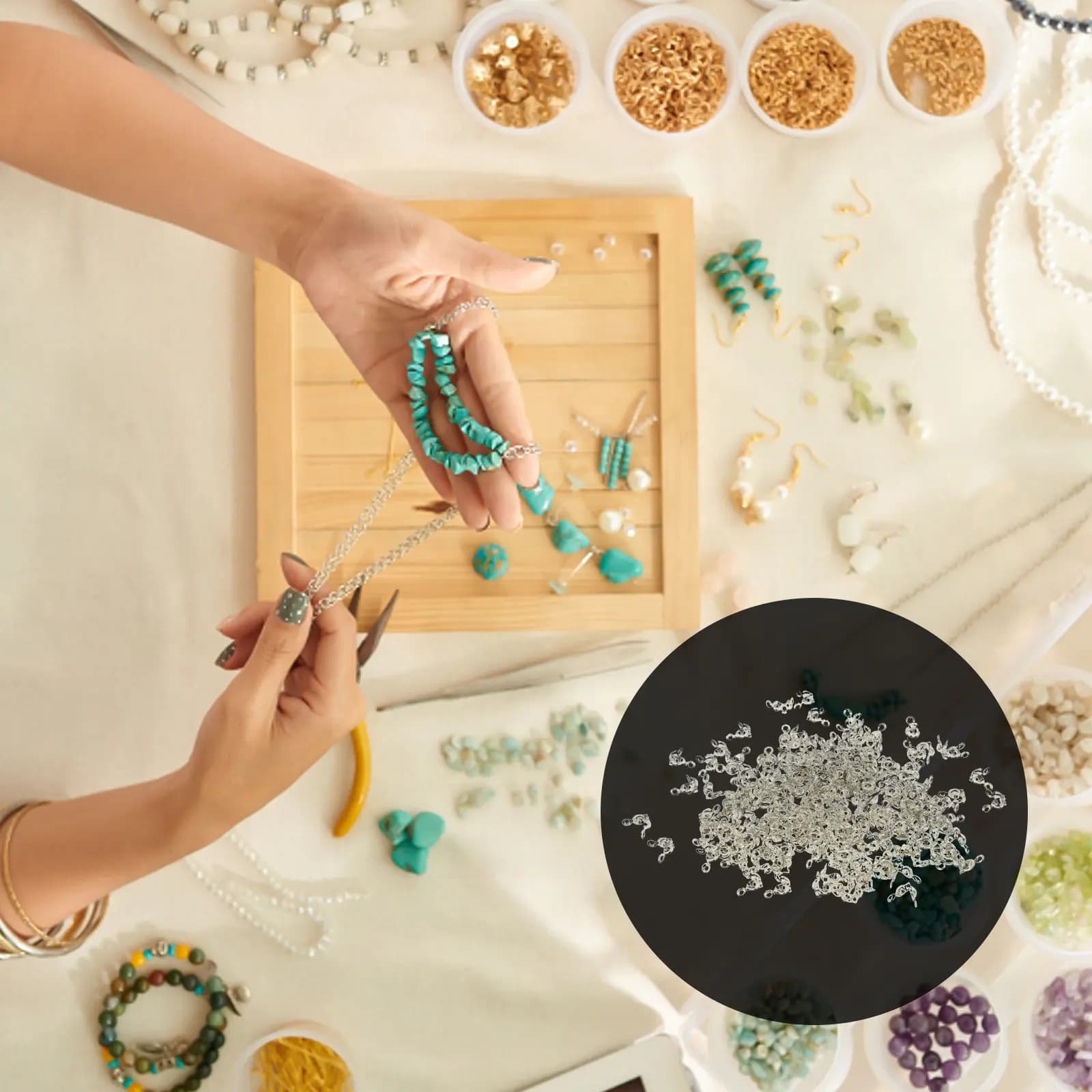 300 Pezzi Confezione di Perline a Crimpare per Gioielli, Terminali per Cordoncini, Coprinodo, Accessori Fai da Te per Creazione Collane e Bracciali, Forniture per Gioielli