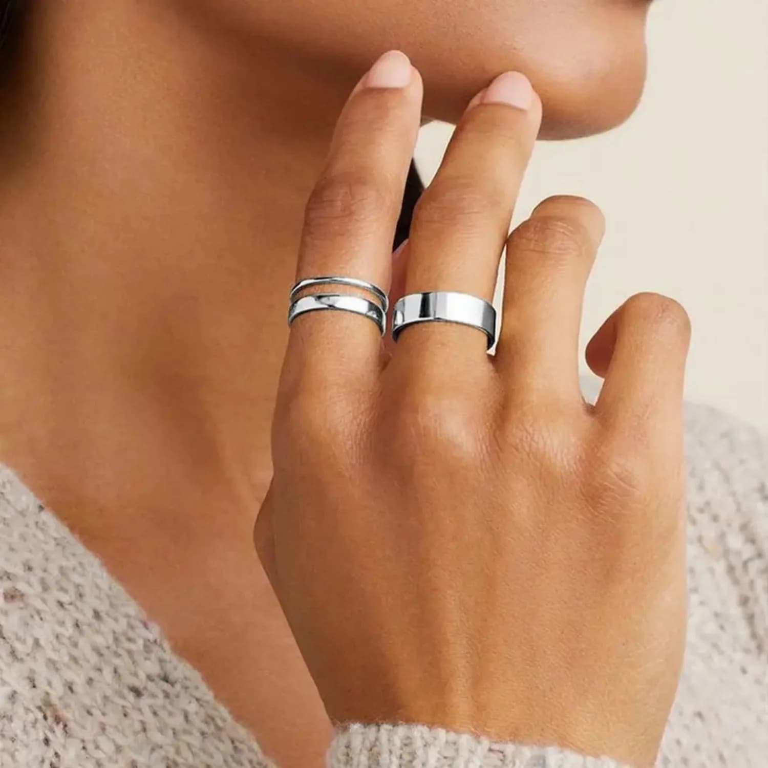 Anelli in Argento Sterling S925 Fansilver per Donne e Uomini, Placcati in Oro Bianco 18K, Anelli Impilabili Sottili e Lisci per Matrimonio