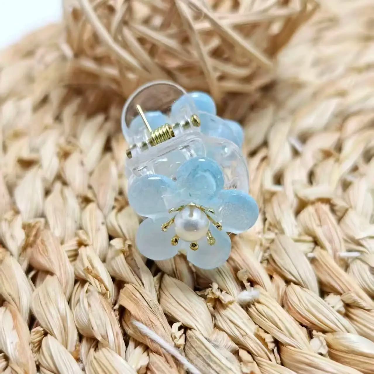 New Style Pearl Flower Mini Hair Clip for Girls, Sweet Style Hair Accessory, Half-Tied Ponytail Clip