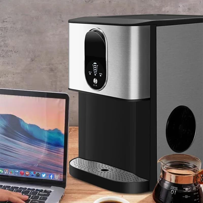 Compact Countertop Ice Maker, 3.7L—Continuous Ice Production for Bubble Tea Shops, Coffee Shops, and Home Use