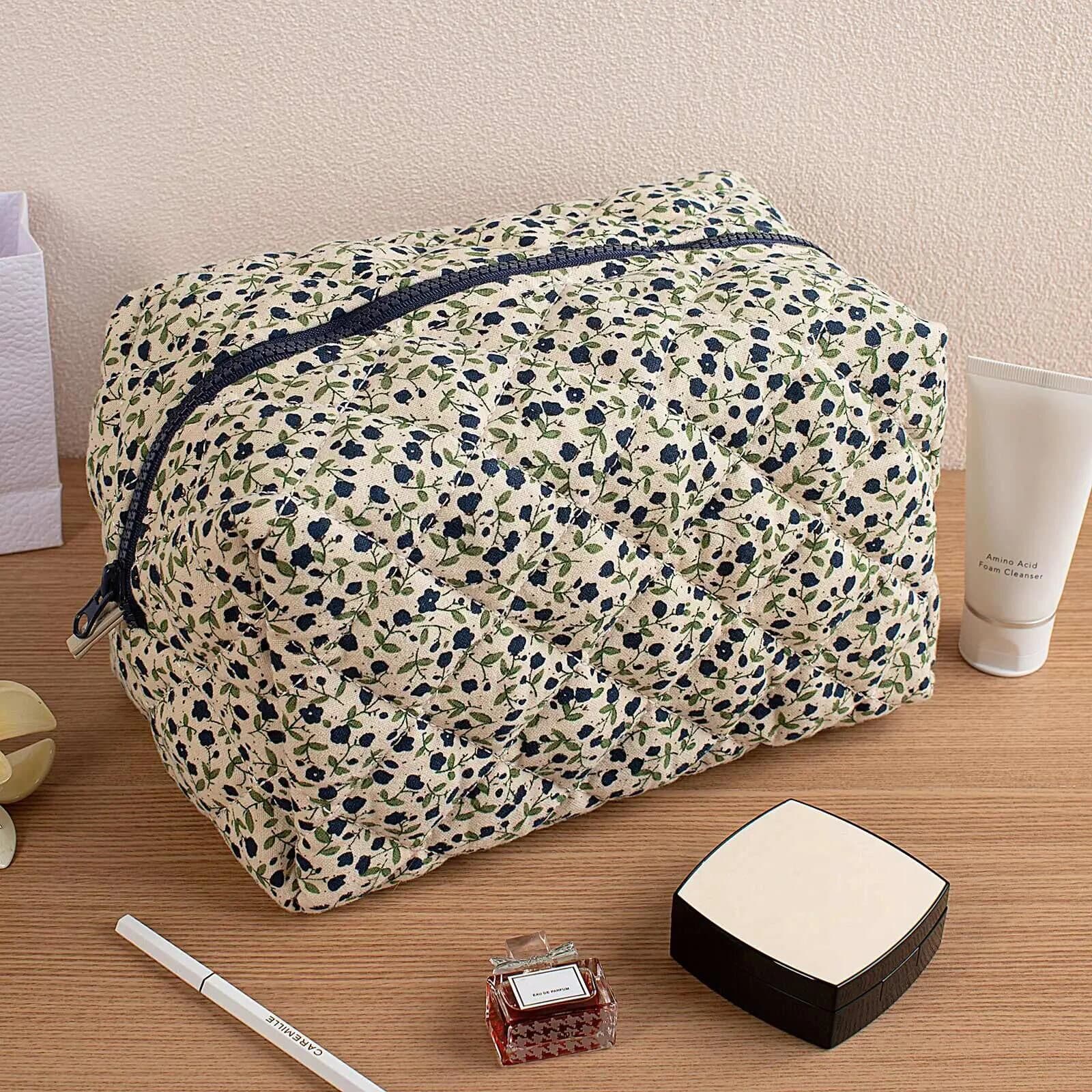 Flower Print Makeup Bag Large Capacity Travel Toiletry Organizer Portable Cosmetic Pouch Zipper Clutch for Women