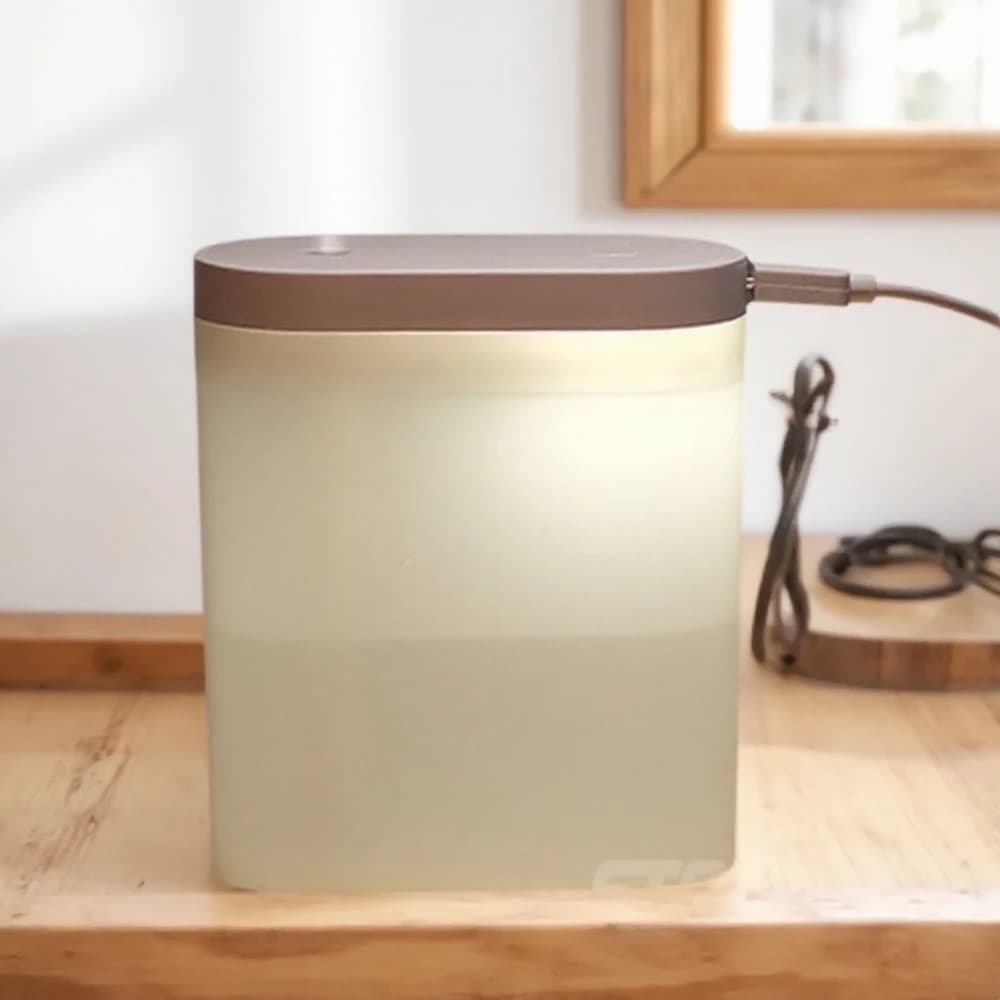 Umidificatore per Auto a Ultrasuoni da 280ML, Diffusore di Oli Essenziali, Purificatore, Generatore di Nebbia Aromatica con Lampada Notturna LED per Casa e Ufficio