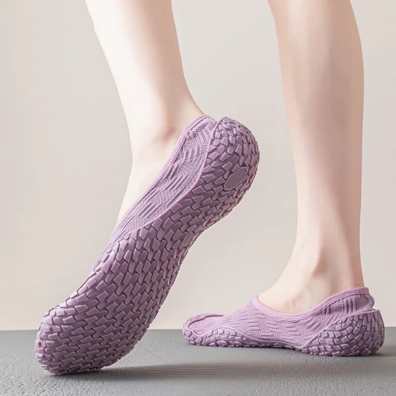 Scarpe sportive da fitness indoor da donna, con suola morbida, leggere, per esercizi a casa, salti, yoga, allenamento.