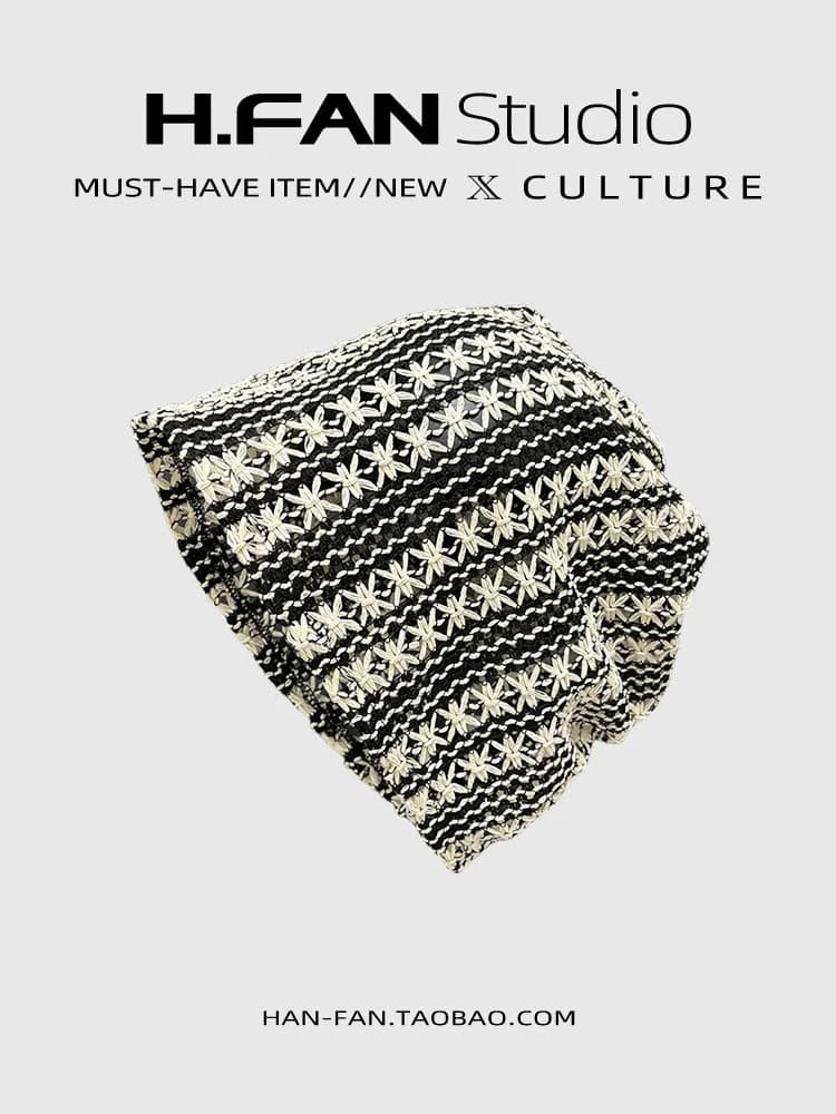 Cappello Estivo Sottile Lavorato a Mano con Lavorazione all'Uncinetto, Stile Casual da Donna, con Ampia Tesa e Parte Superiore a Cono, Copricapo Versatile con Effetto Viso Sottile