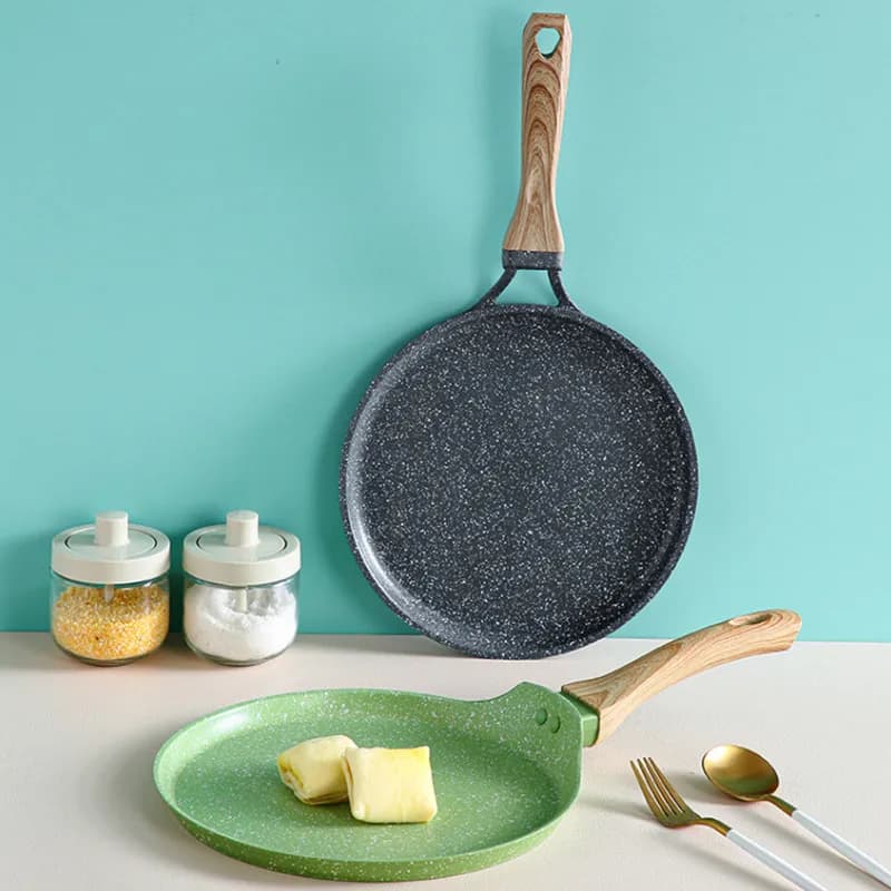 Padella per Pancake in Crepe pentola antiaderente con manico in legno padella per frittata padella per bistecca da cucina utensili da cucina creatore di Crepe a induzione