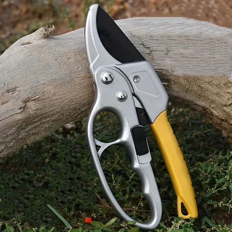 High carbon steel pruning shears, shears for thick branches, manufactured for fixed branches, scissors for garden fruit trees, design with anti-slip handle