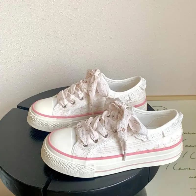 Women Sweet Lace Ruffle Canvas Floral Print Platform Sneakers Lace‑up Thick Bottom Casual Student Daily Walking Shoes