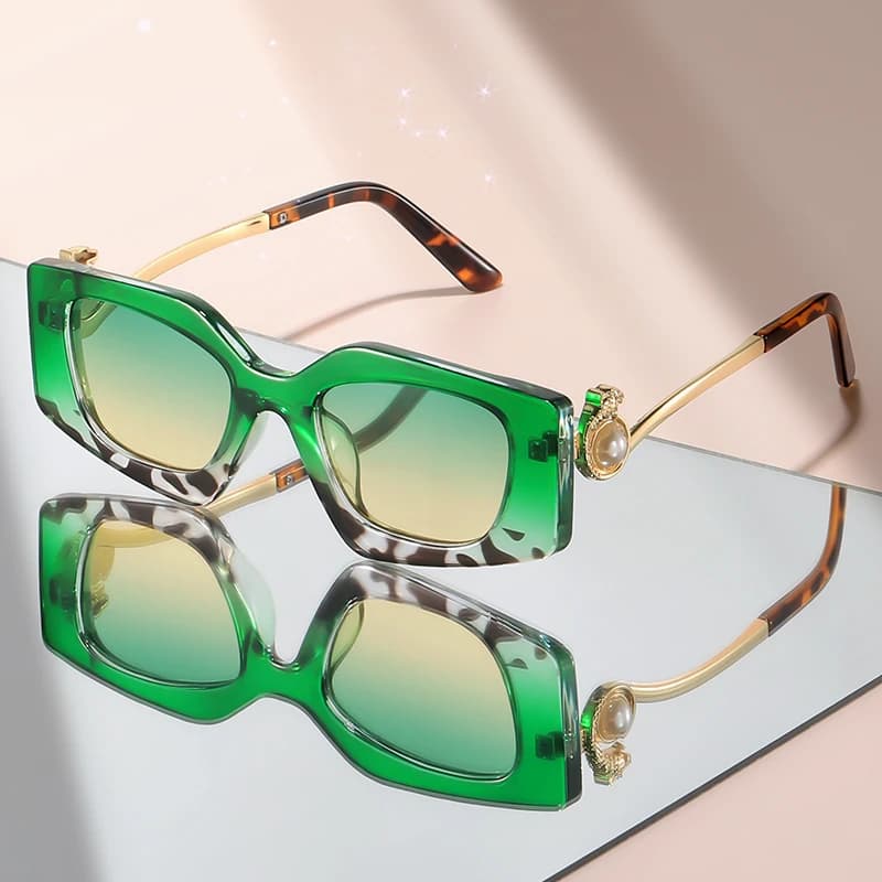 Nuovi occhiali da sole cat-eye con montatura piccola con tempio di perle imitazione metallo, occhiali da sole decorativi alla moda