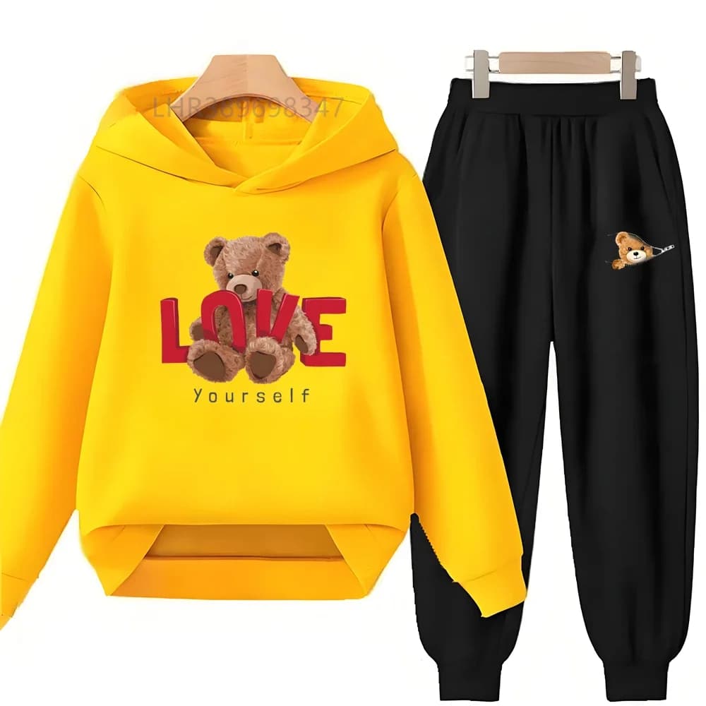 Bear-themed children's hoodie and pants set, pink for girls, black for boys, suitable for children aged 3-12, printed clothing.