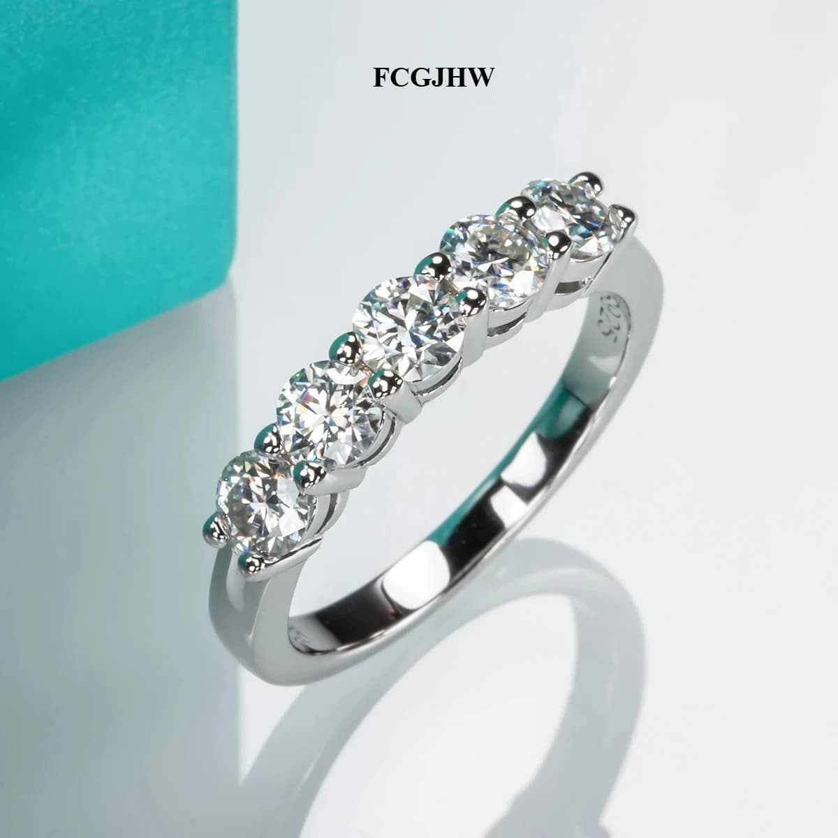 FCGJHW 4mm Moissanite Wedding Band Rings S925 Silver Earnail Earrings Jewelry Women Fashion Birthday Wedding Party Gift 2026