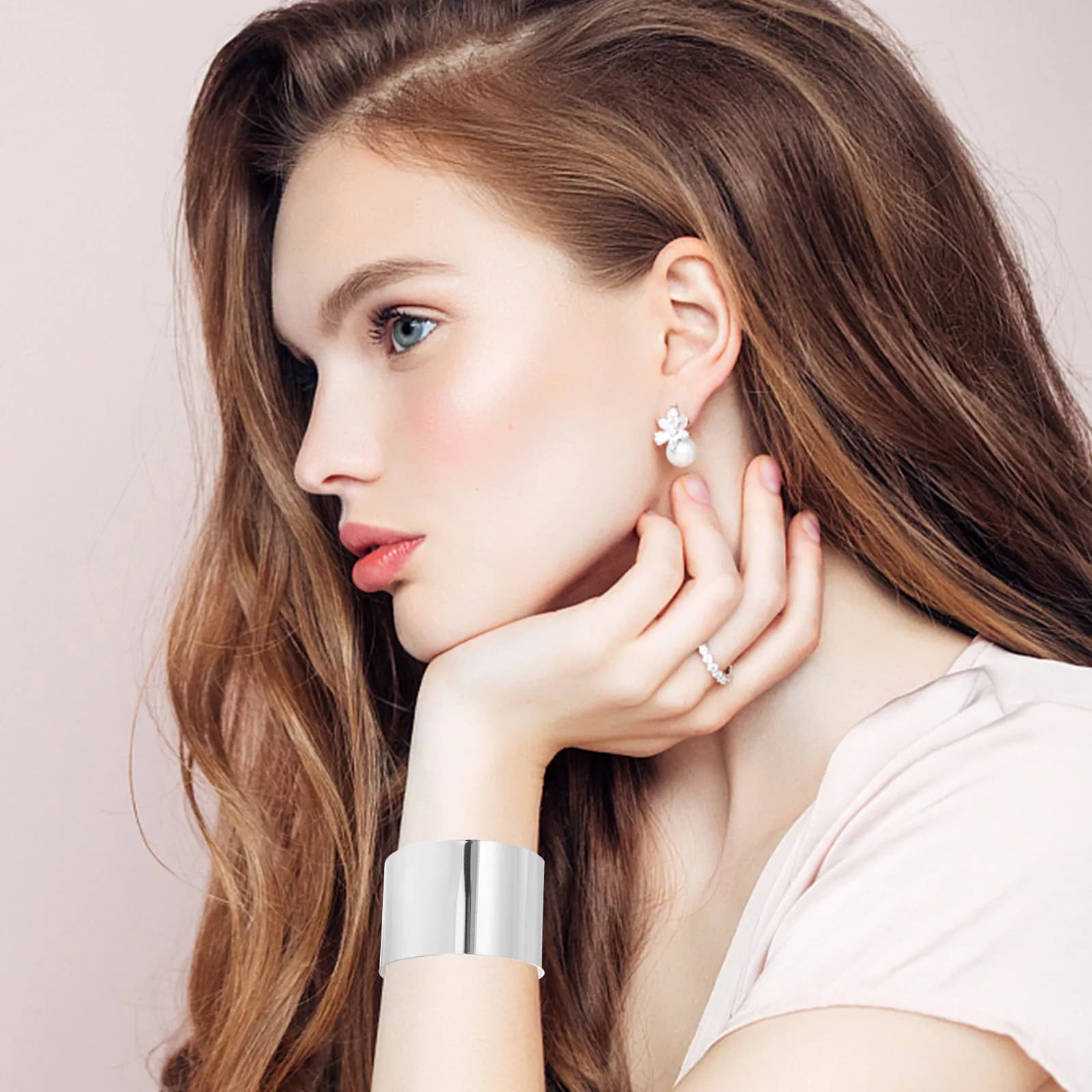 Bracciale da Donna Elegante in Acciaio al Titanio, Regolabile, alla Moda, per Uso Quotidiano, Feste, Matrimoni, Regalo, Outfit Urbano Chic