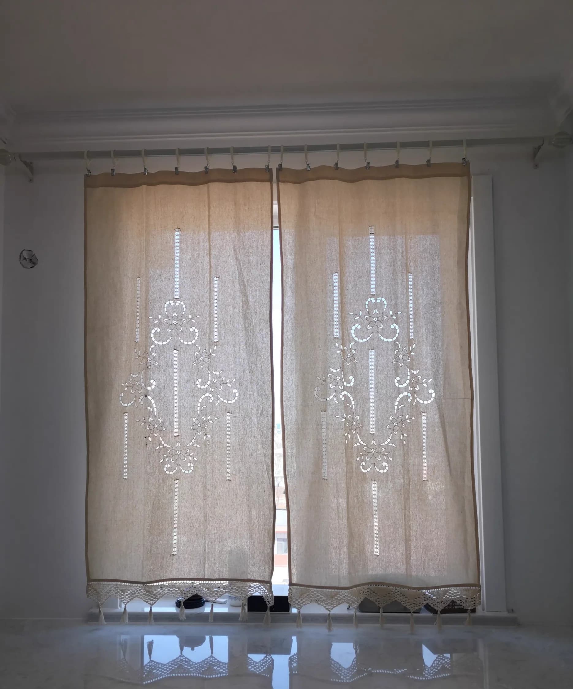 Set di 2 Tende Oscuranti Beige Stile Pastorale con Nappe, Tende in Puro Cotone per Cucina, Armadi, Caffetteria, Tende Corte Fatte a Mano