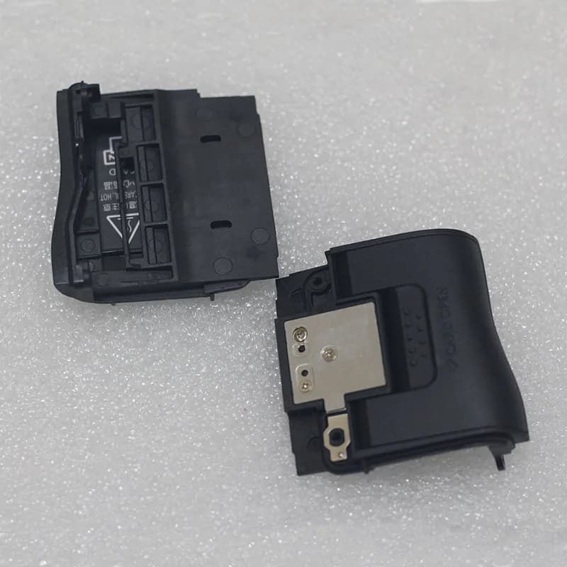 Nuovo coperchio dello Slot per scheda di memoria origina CF express/parte di riparazione della porta per fotocamera Canon EOS R5