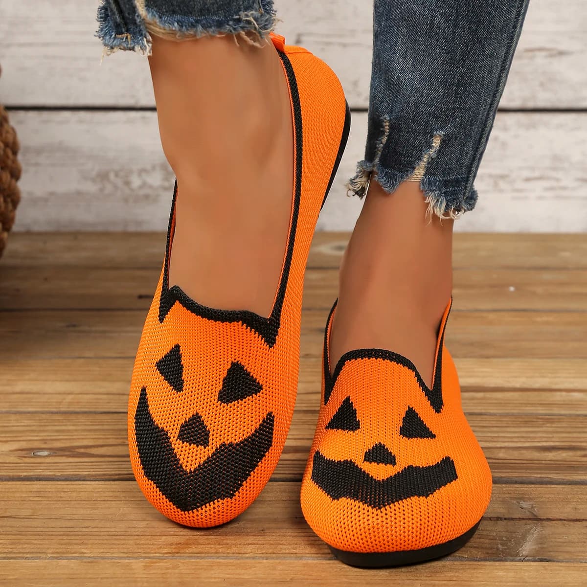 Lady's Halloween Pumpkin Face Knitted Flat Shoes, Breathable One-Piece Slip-On Loafers, lightweight Casual Party Shoes