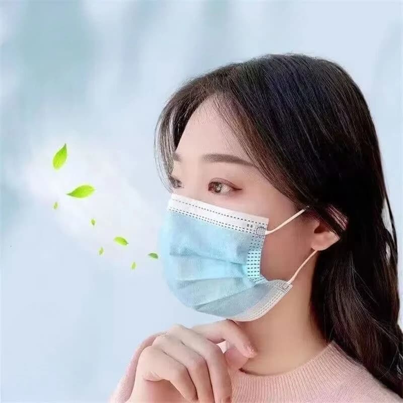 50 pezzi di maschere protettive morbide e traspiranti con elastici per le orecchie, maschere protettive monouso per uso quotidiano, per l'uso durante tutto il giorno.