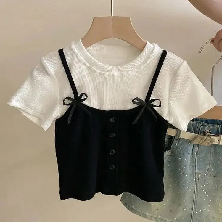 Nuova Maglietta Estiva per Bambine in Stile Cartone Animato con Fiocco Tridimensionale e Maniche Corte