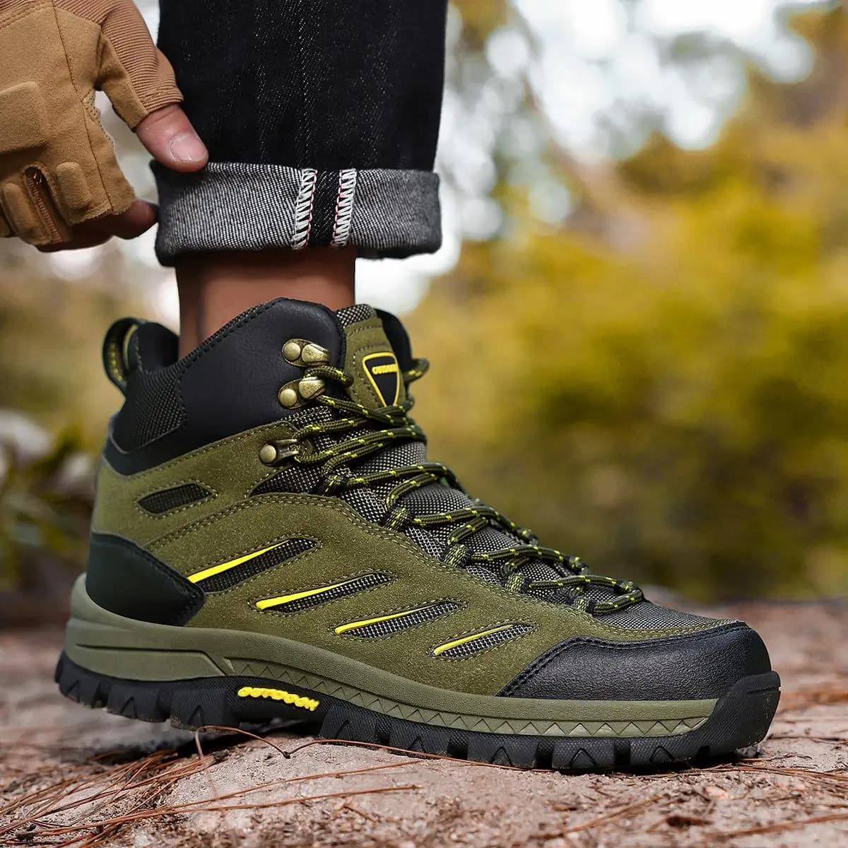 Scarpe da Montagna per Uomo, Stivali da Trekking Antiscivolo Autunno-Inverno, Calzature Sportive Outdoor Resistenti all'Usura, Taglie Grandi