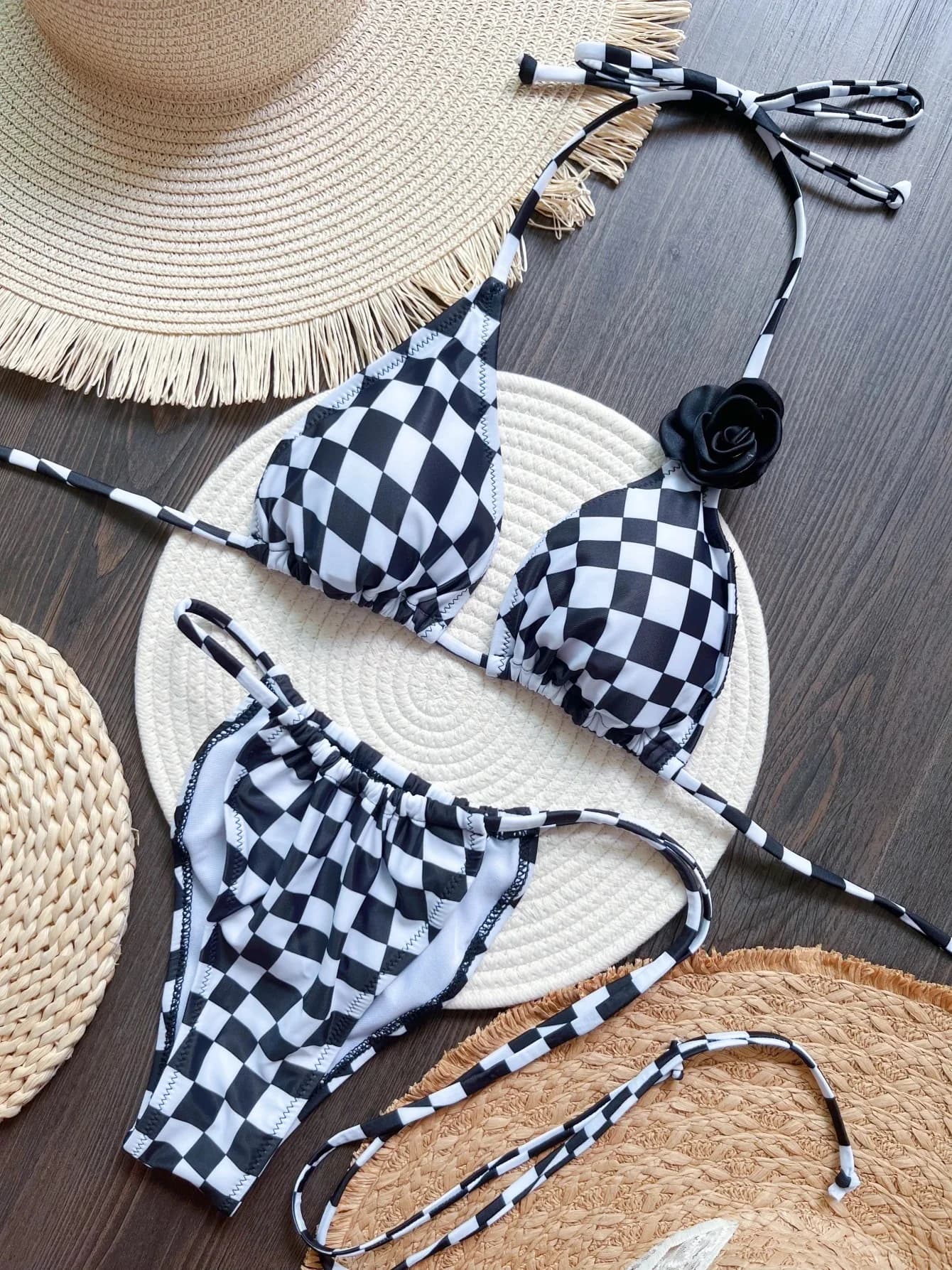 Nuovo bikini stampato a quadri con stampa floreale 3D, costume da bagno sexy da donna per la spiaggia