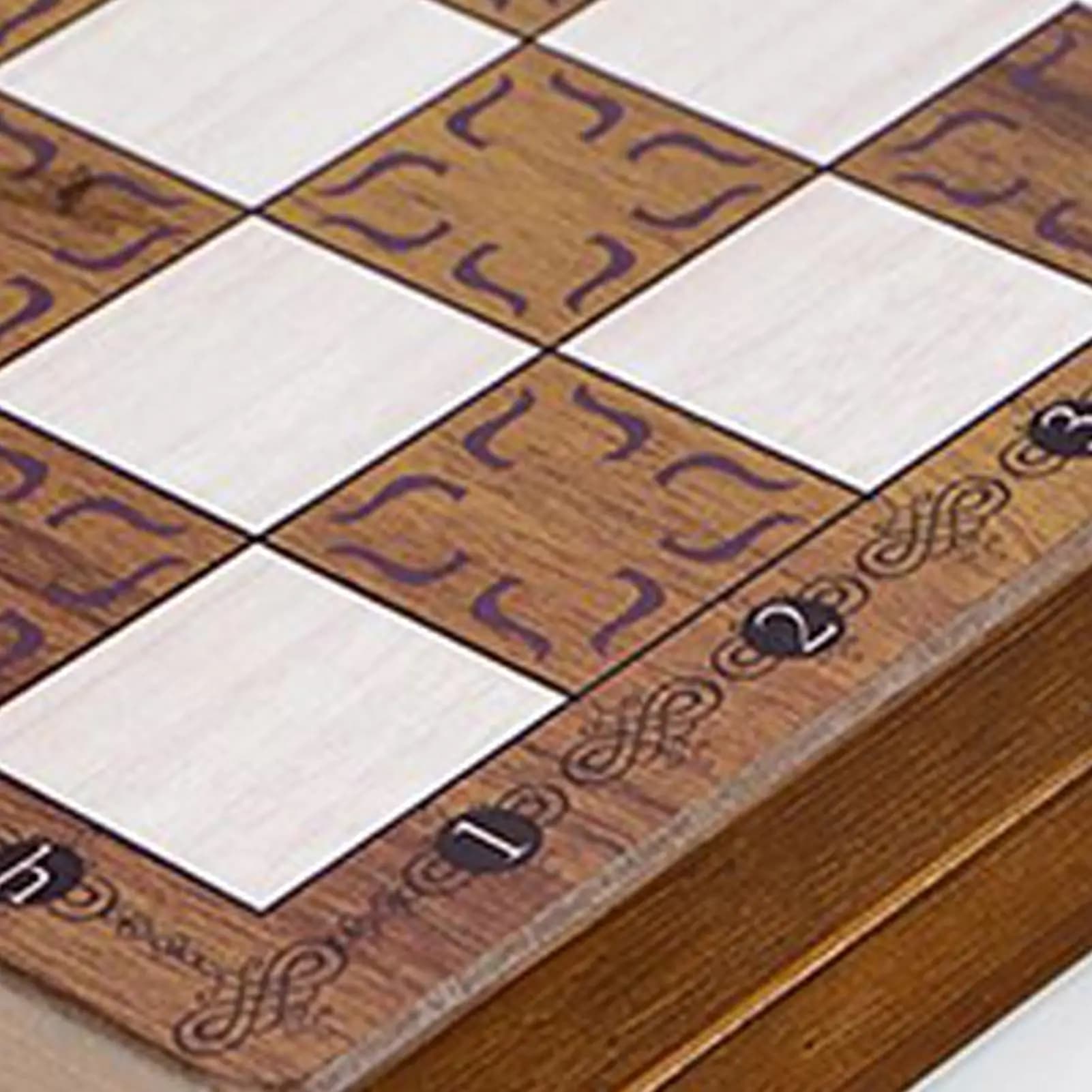 Gioco da tavolo per scacchi Design pieghevole Set di scacchi magnetici in legno Giocattoli da viaggio per l'aula Sala d'attesa Viaggio in auto Parco all'aperto a casa
