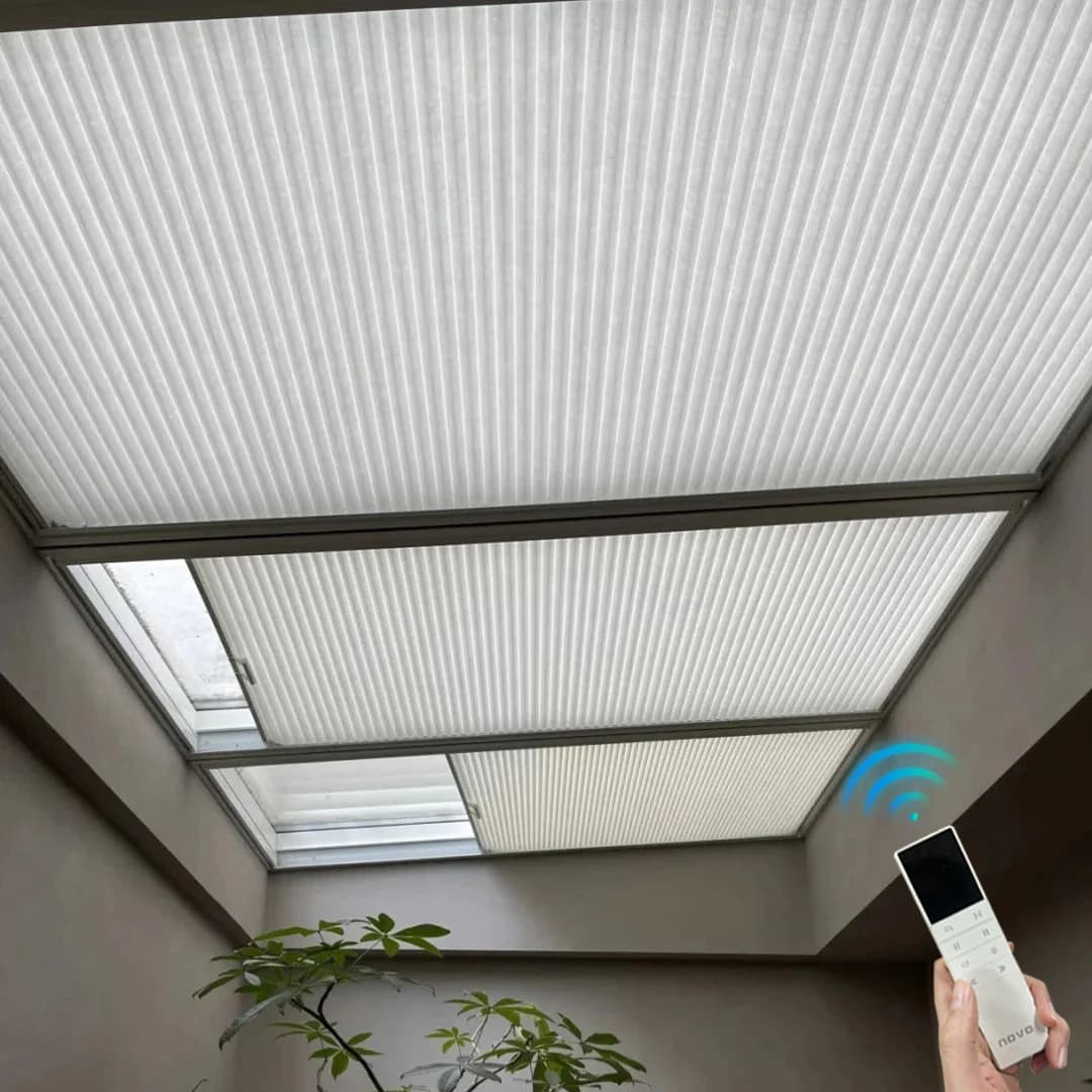 Wholesale Modern Customized Size Roof Window Shade Thermal Insulated Motorized Skylight Honeycomb Blinds Ceiling Curtain