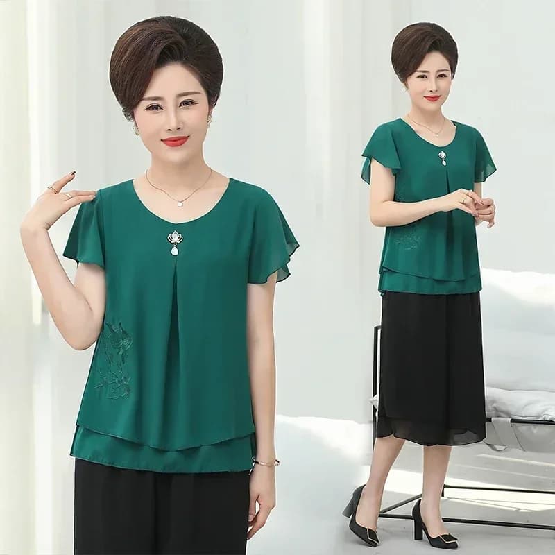 Casual Fashion Set Chiffon Short Sleeved Short Summer New Cover loose embroidered blouse based on meat short trousers Two-piece set