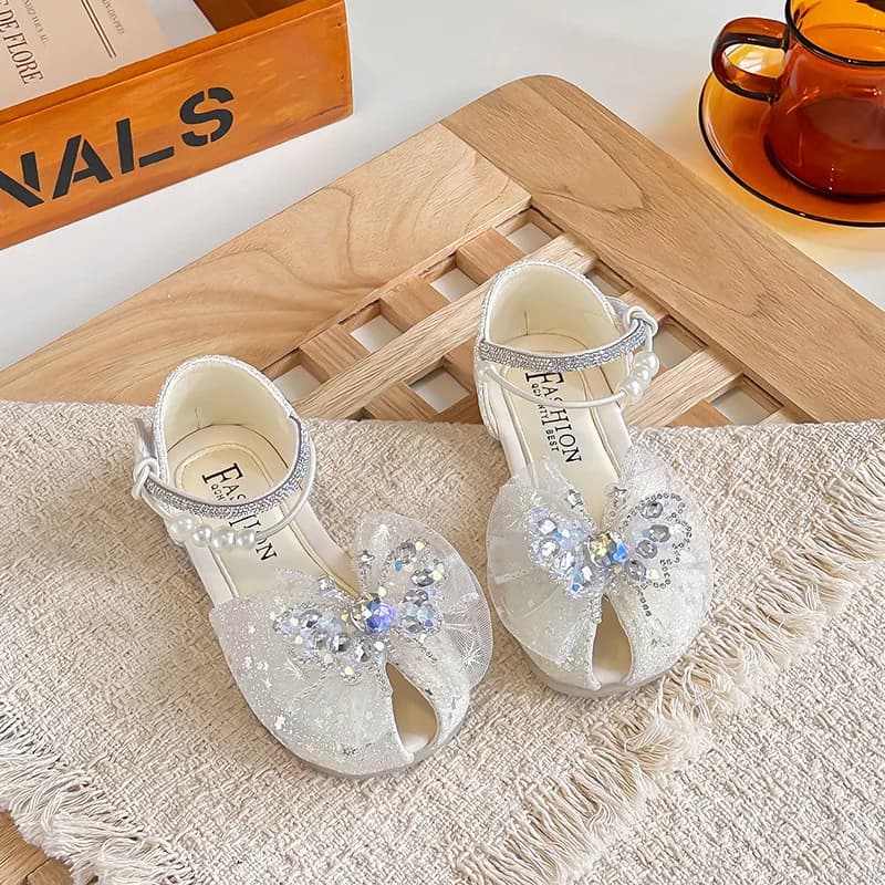Mumoresip Girls Princess Sandals Princess Style Kids Sandals Shiny Butterfly 2026 Summer New Children Dance Shoes Soft Bottom