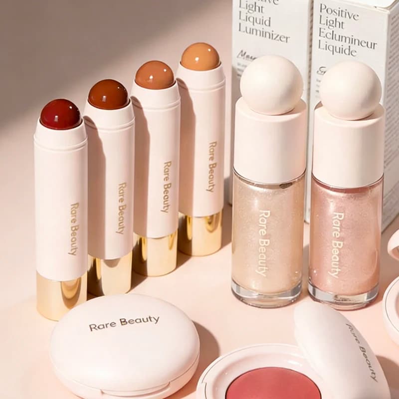 Stick Contouring in Bronzo di Lusso Rare Beauty, Effetto Naturale e Duraturo, Ombretto Naso Impermeabile, Illuminante Viso, Cosmetici per Trucco