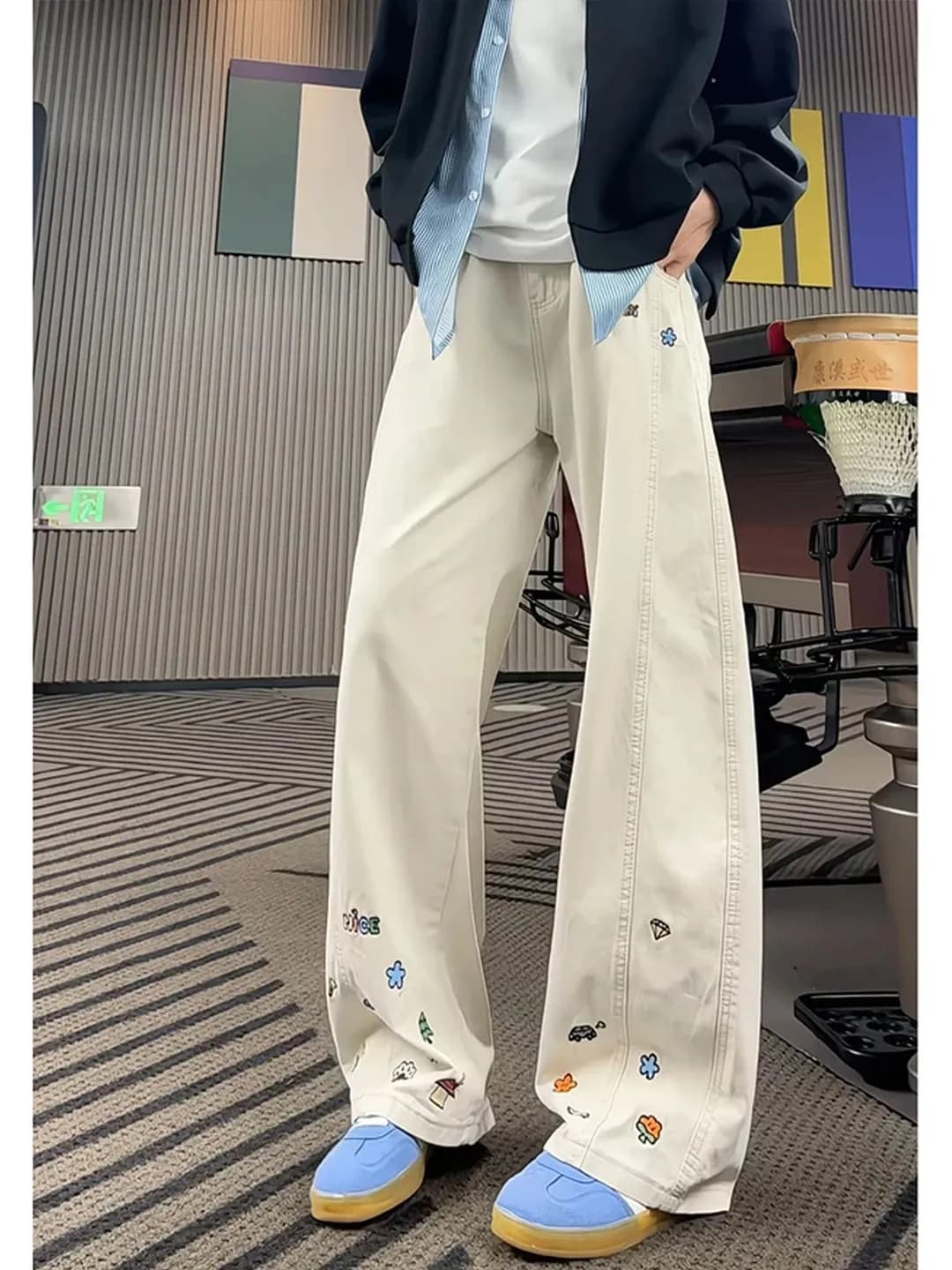 Cartoon Embroidered Wide Leg Jeans Men's Spring Trendy American High Street Vibe Straight Cut Trousers Casual Wear