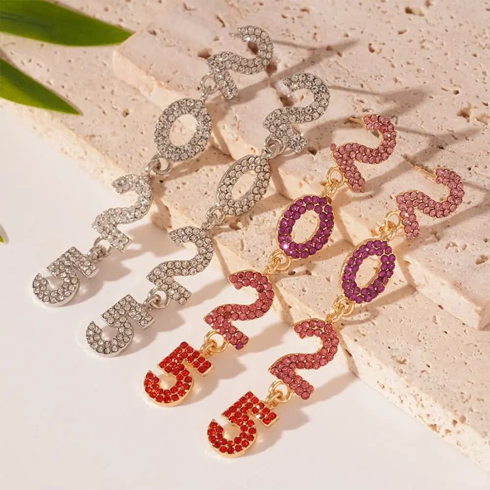 Estetica alla moda Felice Anno Nuovo Orecchini con strass Lungo 2025 Anno Nuovo Orecchio con perno Gioielli lucidi Collana di cristallo per ragazze
