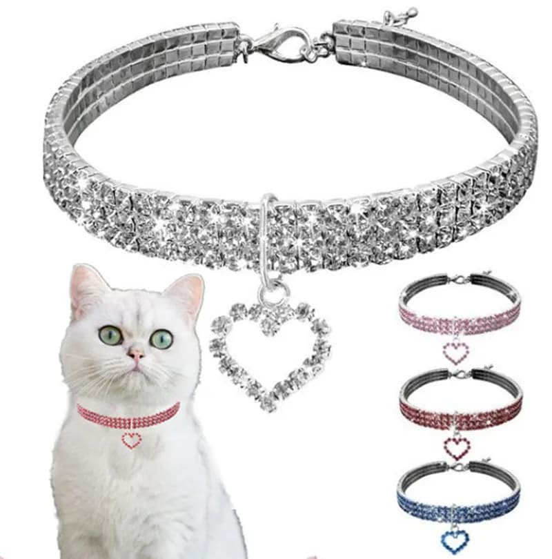 Nuovo Collare per Cani e Gatti con Tre File di Strass Elastici, Collare Decorativo con Cuori, Ornamento per Cuccioli e Gattini, Accessori per Animali Domestici