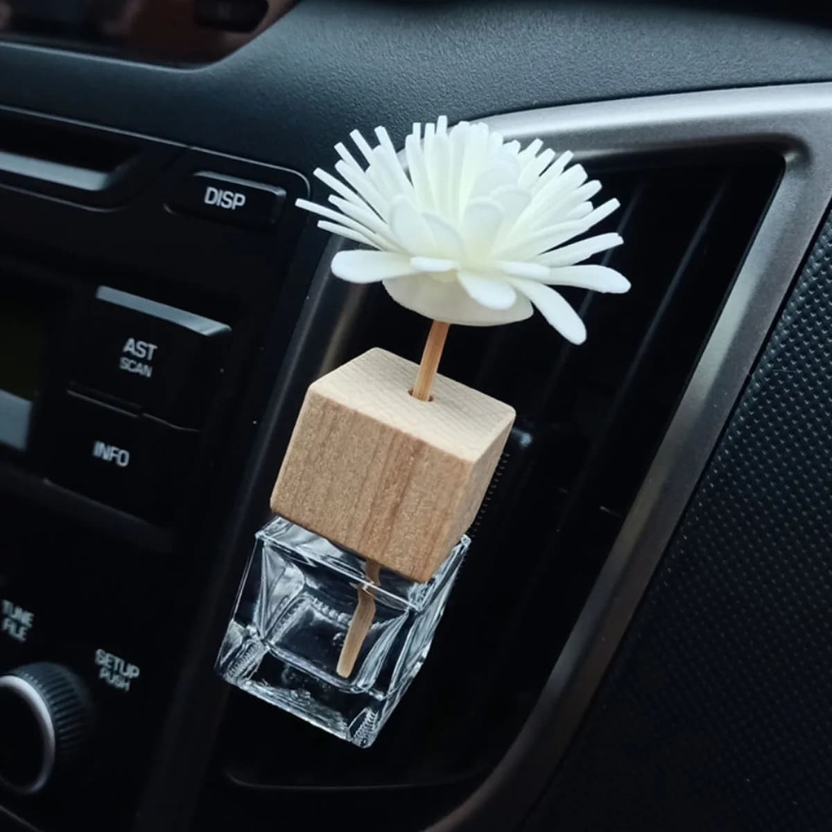 1X 8ML Auto Exit Air Deodorant Diffuser Glass Bottle Empty Perfume Ornament Fragrance Incense Aromatherapy Clip with Flower
