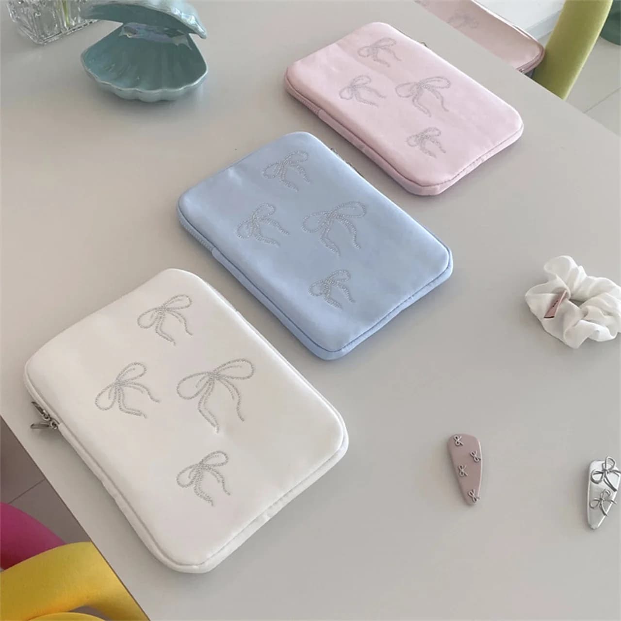 Custodia Interna per Laptop e Tablet con Motivo a Fiocco Cartone Animato per iPad Pro 12 13 12.9 Air 1 2 3, Custodia a Sacchetto per MacBook iPad 14.1 Pollici