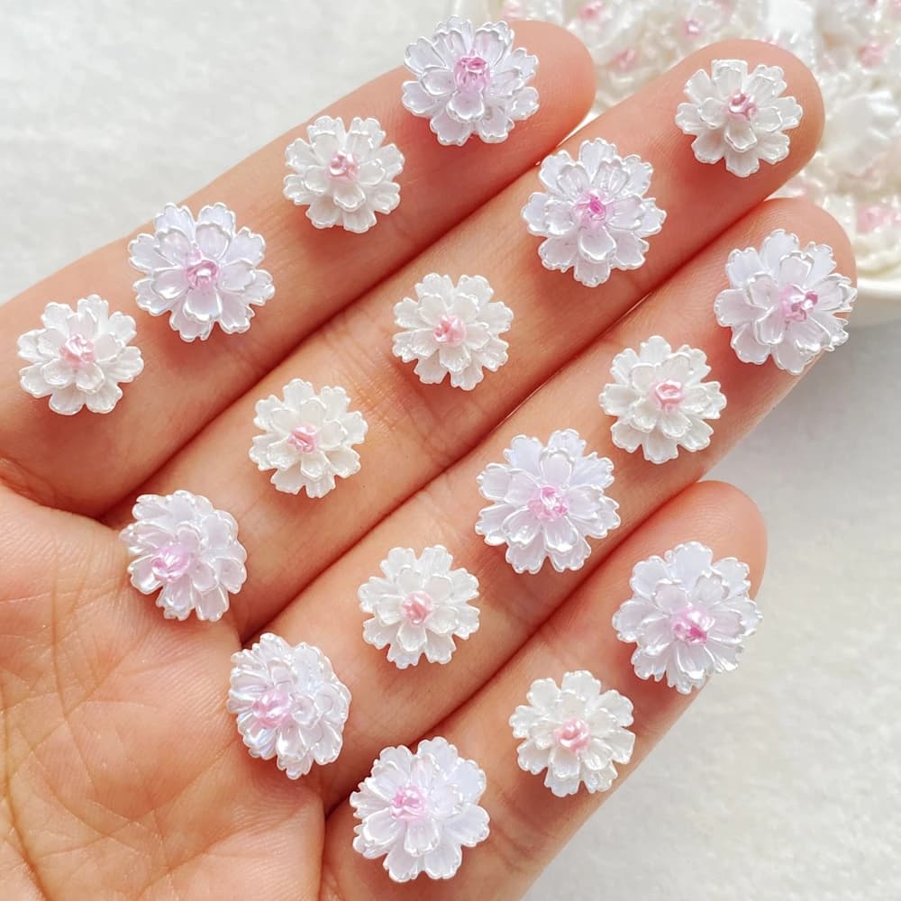 50 pezzi carino mini cartone animato fiore nail art resina designer charms fai da te per unghie decorazioni 3D gioielli