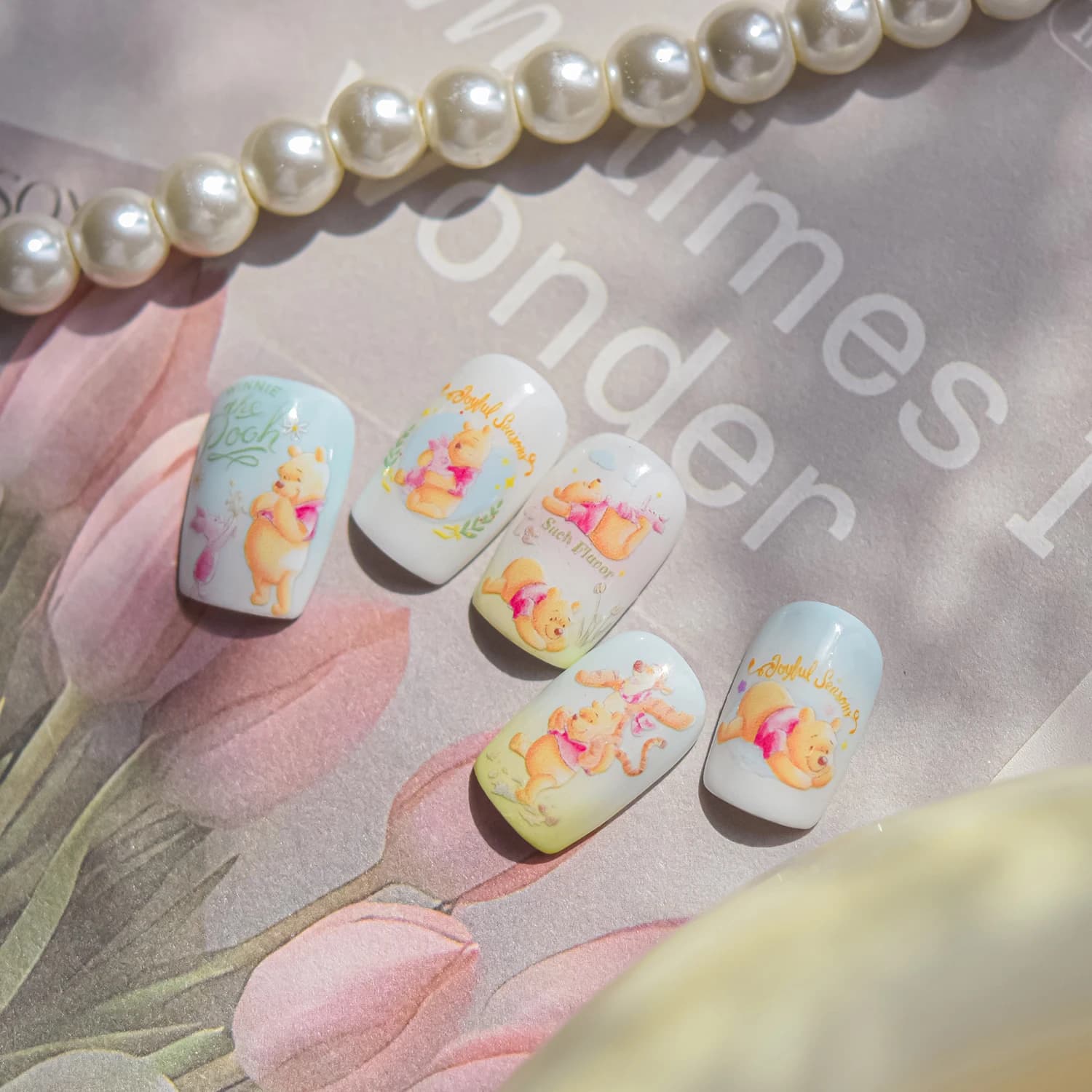 1 Pezzo Adesivo per Unghie 5D in Rilievo Winnie the Pooh Serie Disney, Accessorio Autoadesivo per Unghie, Design alla Moda, Charm per Unghie a Cartone Animato