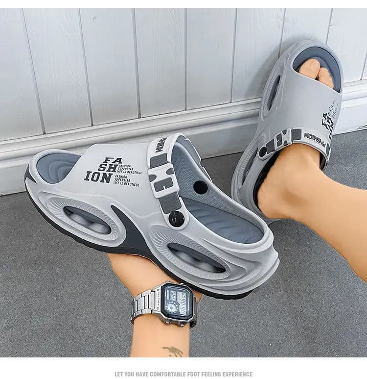 Light luxury soft men's sandals 2026 new thick-soled non-slip outdoor driving two wear beach shoes slippers